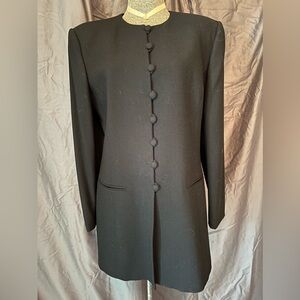 Jones New York suit jacket. Size 6.